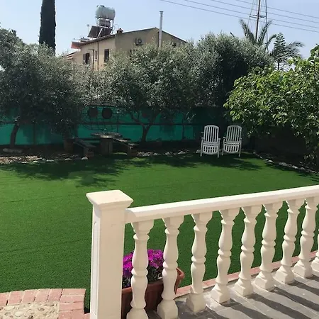Webooking Garden House 1 דירה *