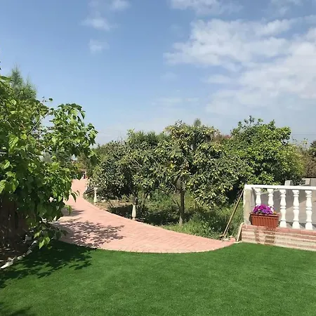 Webooking Garden House 1 Kivisil